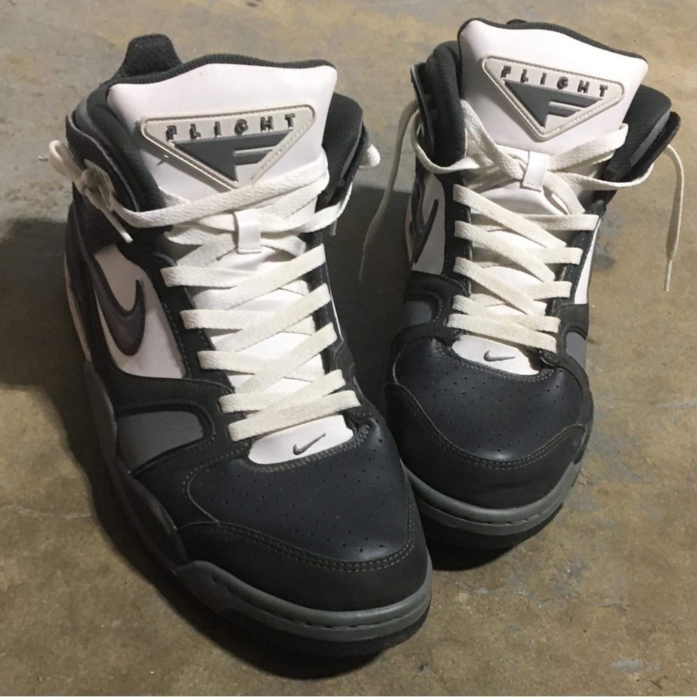 Nike Air Force Falcon